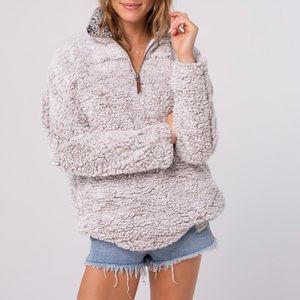 Women’s thread and supply Sherpa. Sz S.  $15